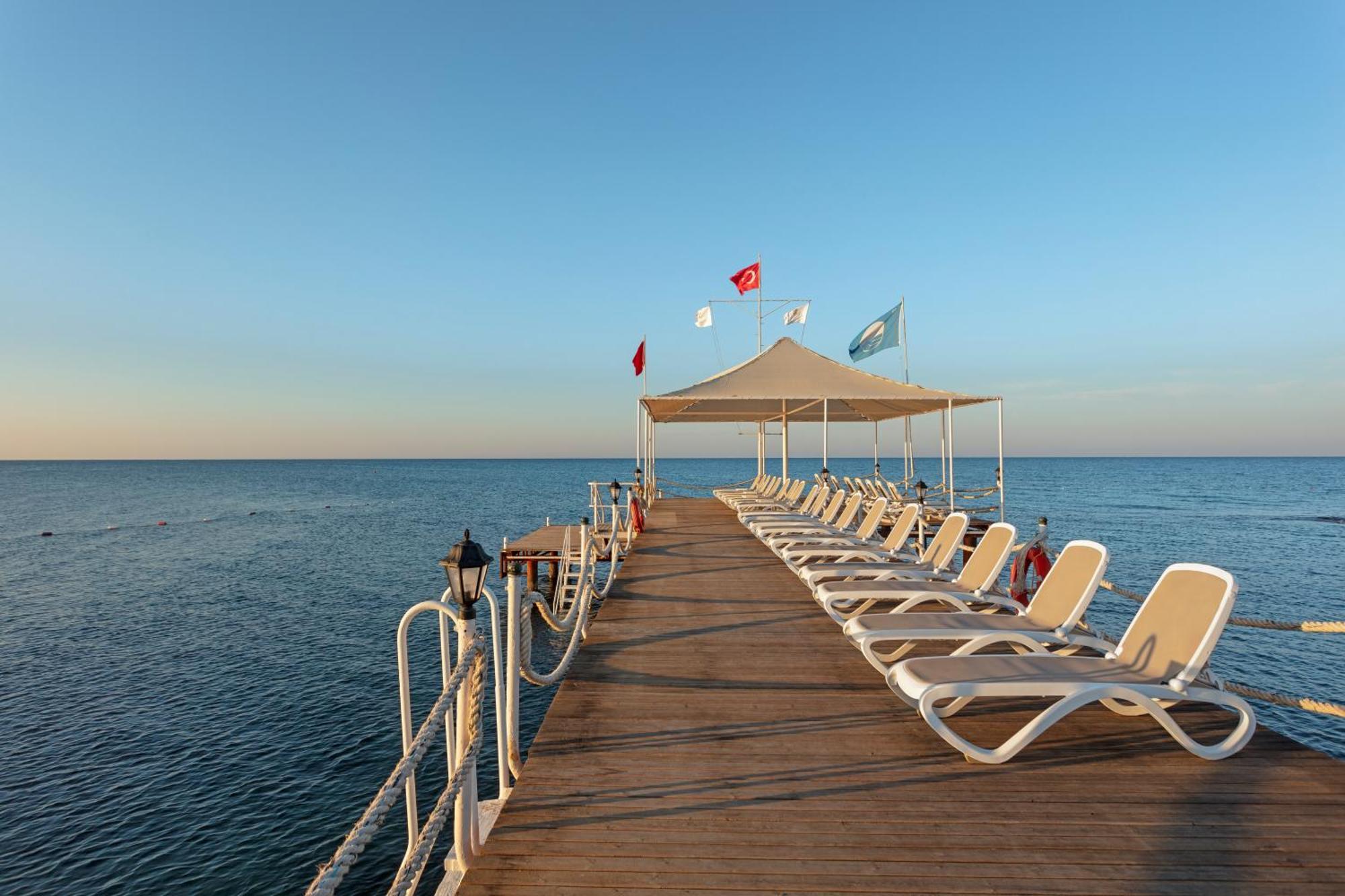 Dobedan Beach Resort Comfort "Ex Brand Alva Donna Beach Resort Comfort" Side Kültér fotó